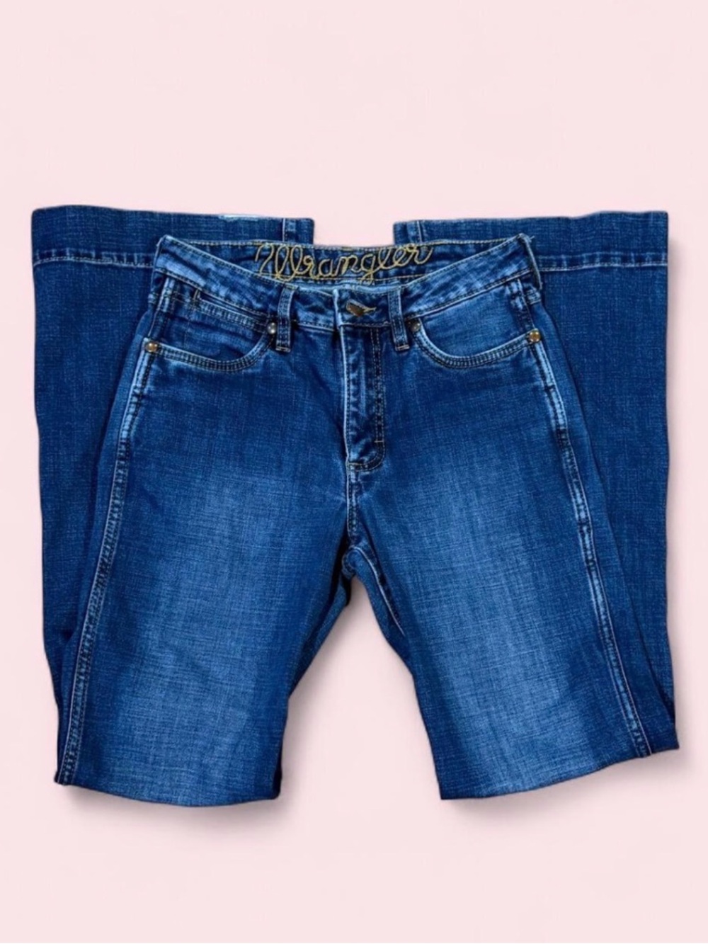 Wrangler Retro Denim Jeans in Blue and Light Blue